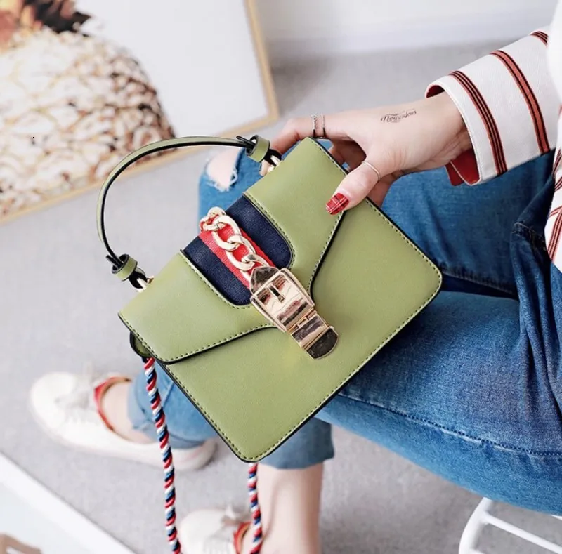 Small handbags 2019 sales