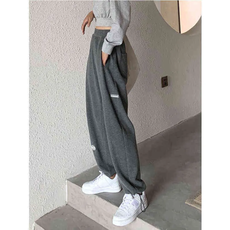 Korean Style Gray Sweatpants For Women QWEEK Winter Warm Baggy Sports  Straight Leg Sweat Pants Y211115 From Mengyang02, $34.92