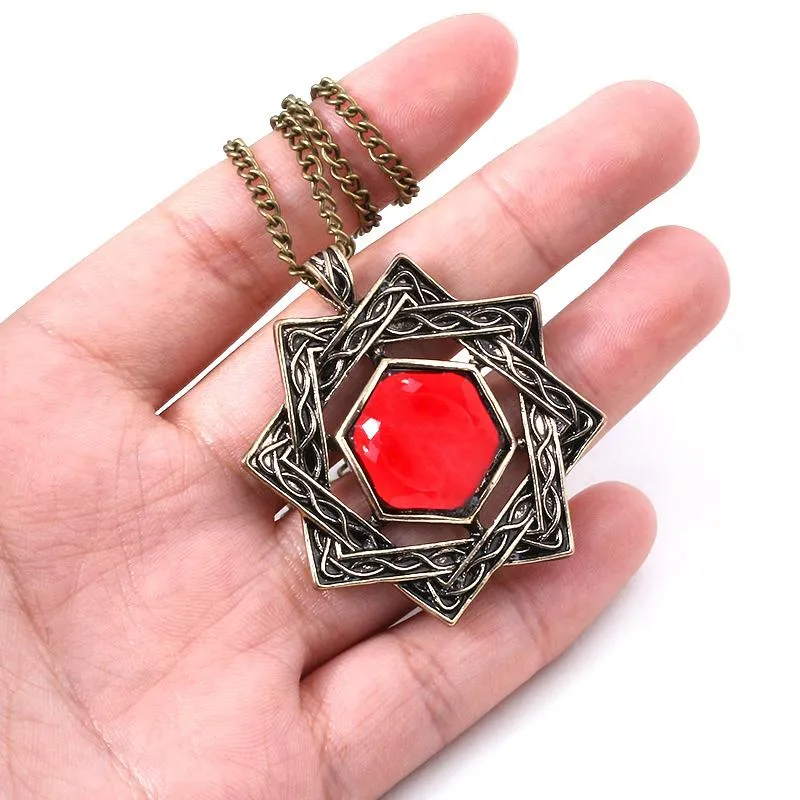 Collane ciondolo Game The Elder Scolls 5 Skyrim Amulet di Mara Dark Red Crystal Metal Collana Collana Gioielli Cosplay regalo