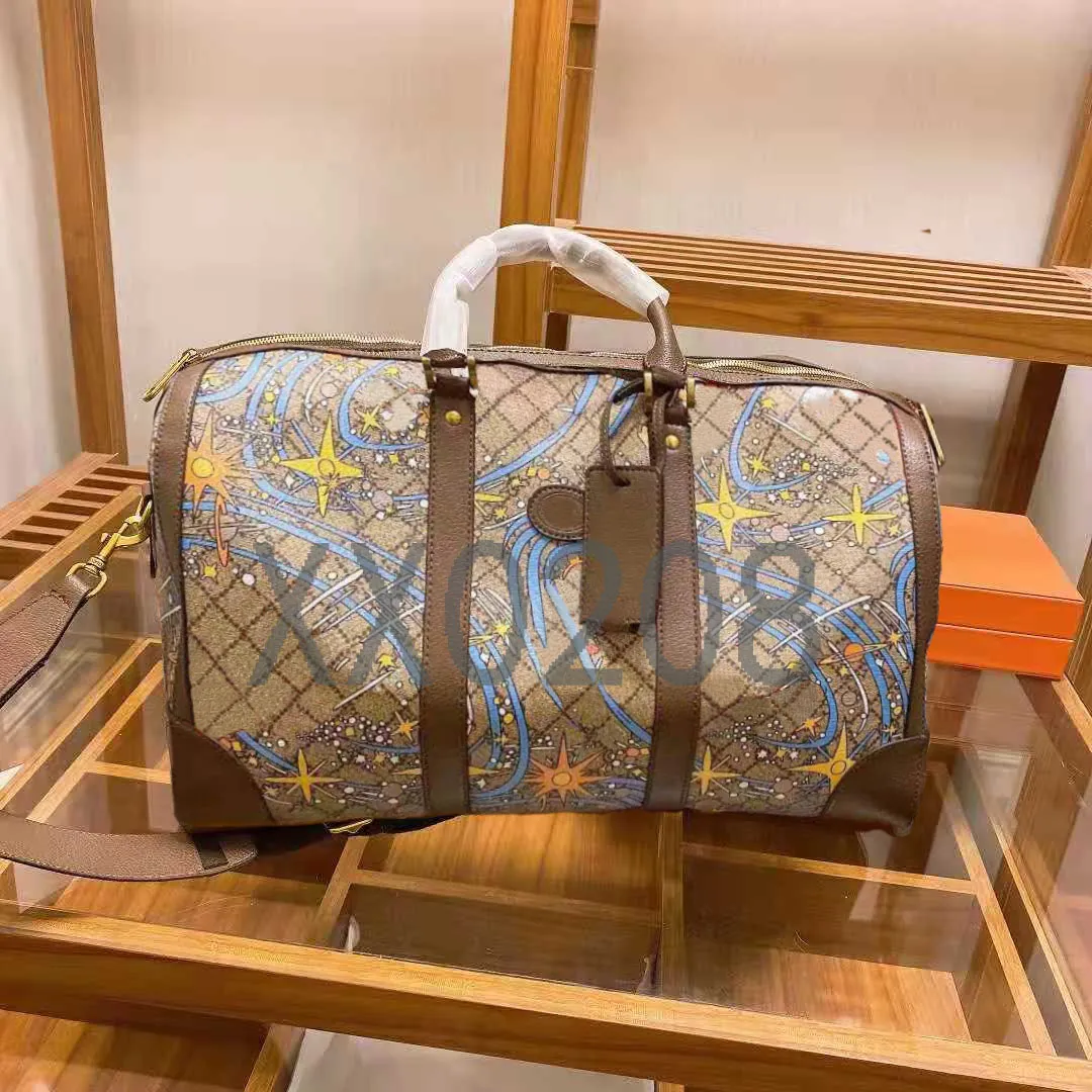 Designer Travel Bags For Fitness Stylish And Versatile 45cm Essential