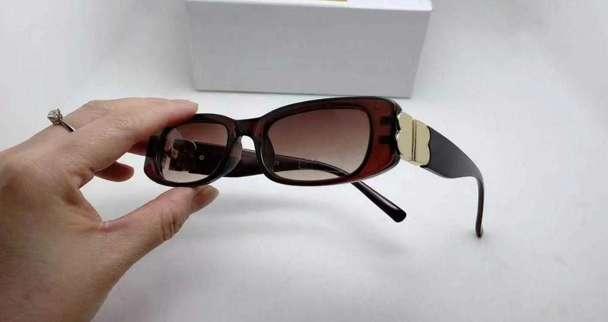 Luxury 0096 Sunglasses Fashion Women Brand Deisnger Full Frame UV400 Lens Summer Style Big Square Top Quality Come With Case