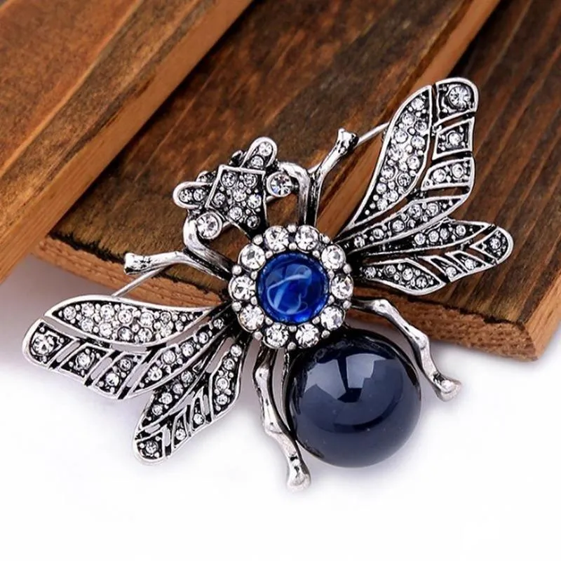 Szpilki, broszki Moda Biżuteria Żywica Rhinestone Bee Broszka Alloy Vintage Insect dla kobiet