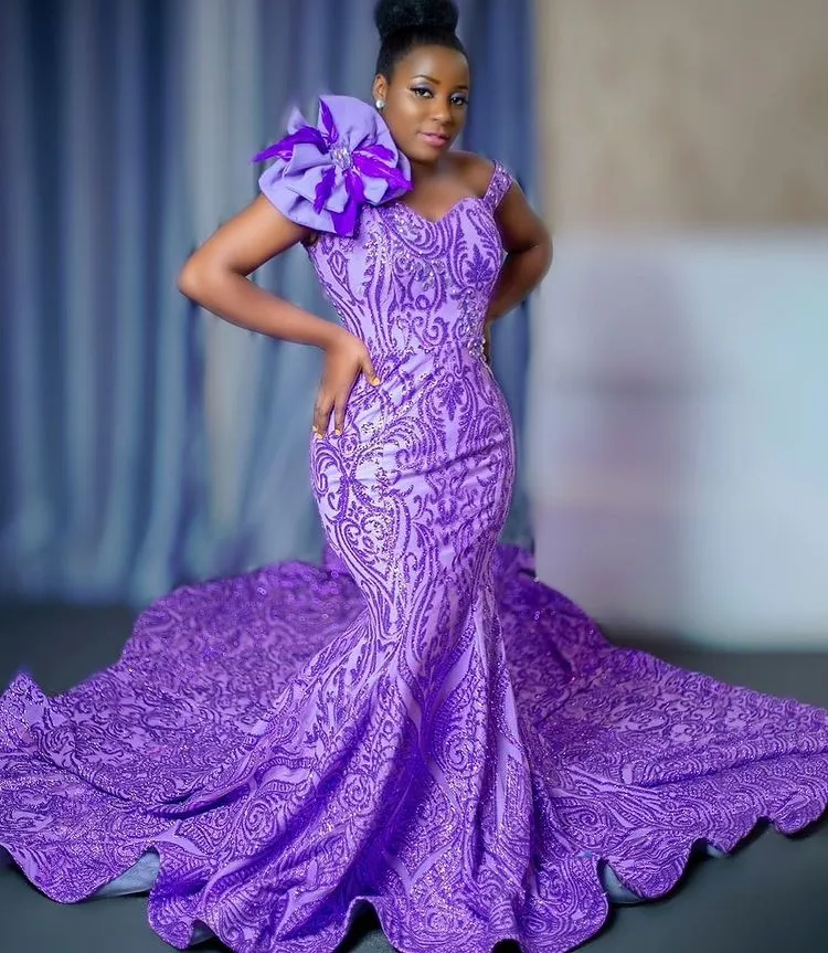 2022 Plus Size Arabo Aso Ebi Lilla Sirena Abiti da ballo scintillanti Paillettes Pizzo Cristalli Sera Festa formale Secondo ricevimento Abiti di compleanno Abito ZJ104