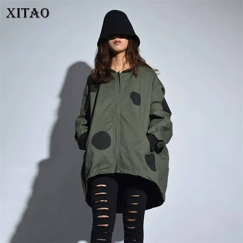 [Xitao] Europe Ankomst Höst Casual Kvinnor Polka Dot Skriv ut Stand Collar Coat Kvinna Full Sleeve Loose Jacket LJT3848 211109