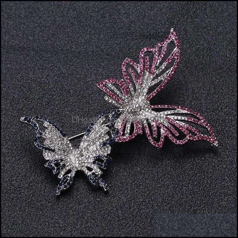 Pins, Brooches CINDY XIANG Creative Double Butterfly For Women Fashion Insect Rhinestone Pins Brooch 4 Colors Accessories High Quality