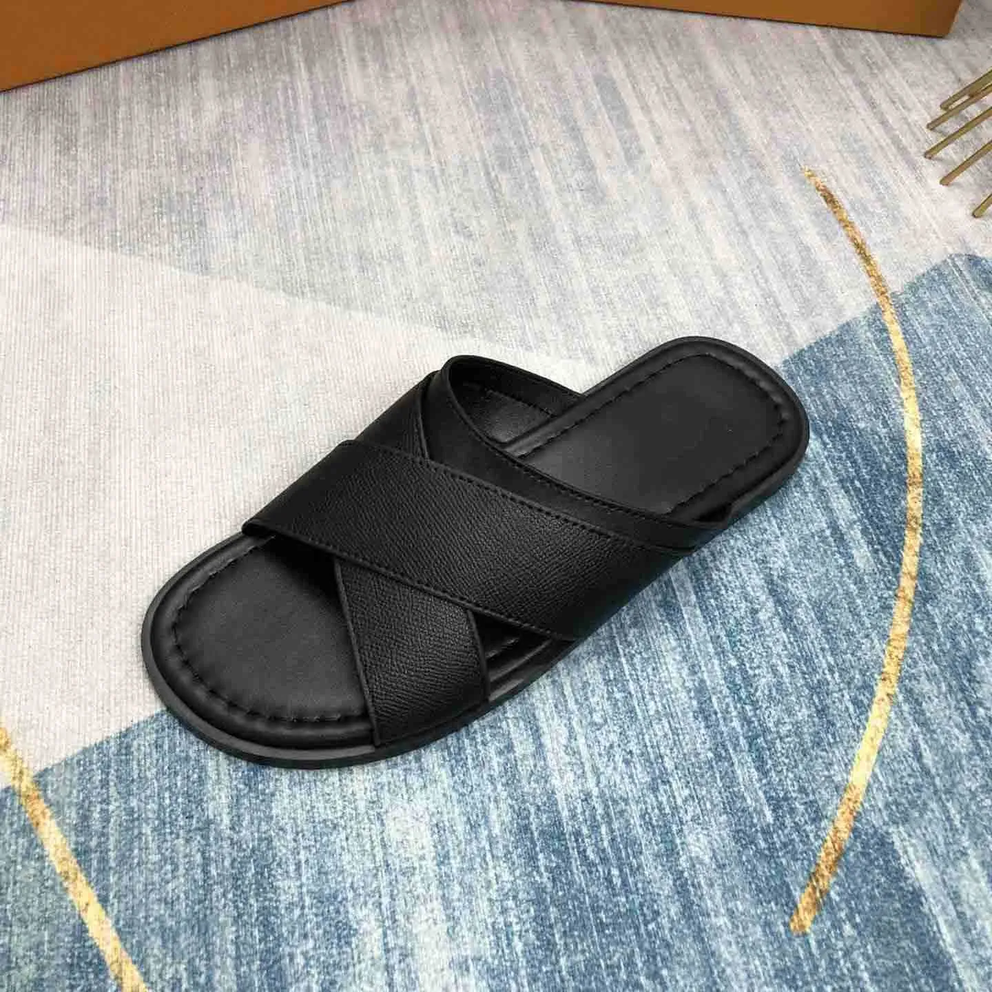 Taglia 44 Lusso di qualità Designer Pantofole da uomo Sandali Scarpe Slide Infradito piatte larghe moda estiva