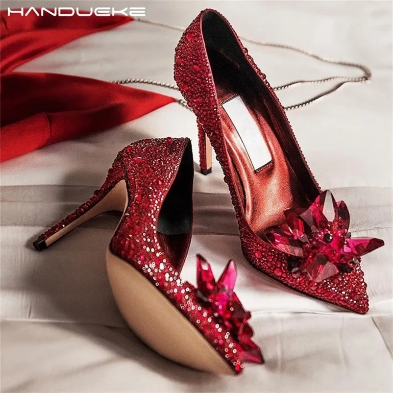 Red Crystal Covered Pointy Toe Pumps Rhinestone سندريلا كعب الزفاف الخنجر الكعب