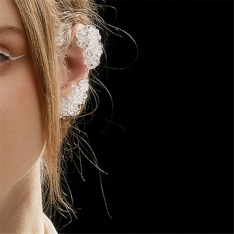 Dangle ljuskrona mode klara kristall pärlstav öron manschettörhängen för kvinnor 2022 nya enkla vita vackra pendient