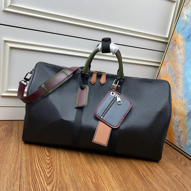Compre NUEVA Bolsa De Viaje De Nuevo Modelo De Vista De Ángulo De Marea Una  Variedad De Estilo M56856 Abundante Mango De Espacio Interior Y Dos Correas  En Las Bolsas Laterales A
