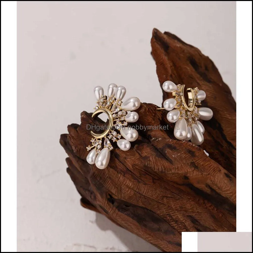 Yhpup Korean Imitation Pearls Flower Stud Earrings for Women High Quality Exquisite Cubic Zirconia Jewelry Earrings Bijoux Femme