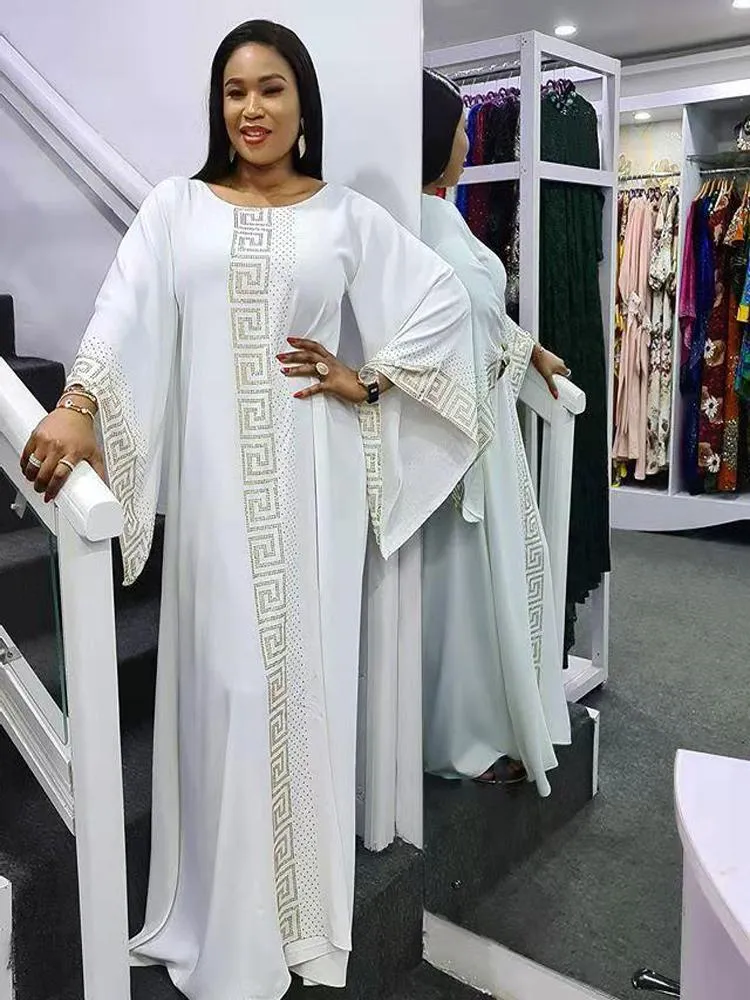 Ethnische Kleidung Solide Winter Afrikanische Kleider Für Frauen 2021 Muslimischen Maxi Kleid Bodenlangen Stil Diamanten Langarm Femme Robe A3020
