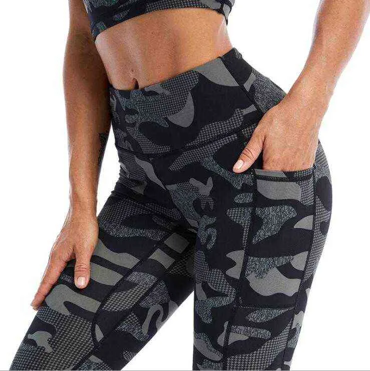 Pluz размер женщин камуфляж напечатанный йога леггинсы на кармане карманные эластичные тренажеры колготки женщины бегущие брюки тренировки фитнес спортивная одежда H1221