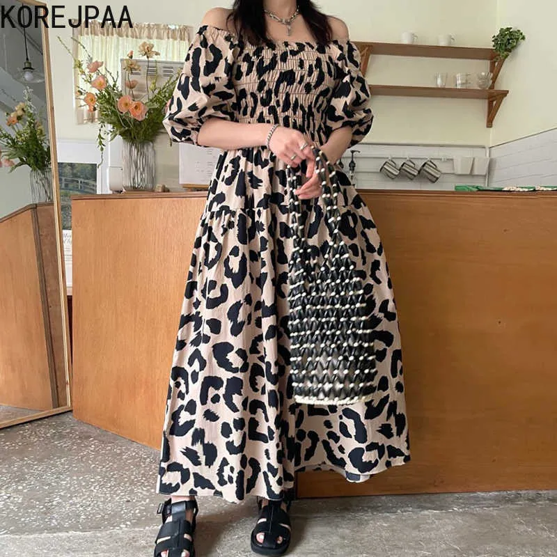 Korejpaa femmes robe été coréen Chic Vintage imprimé léopard une ligne col hors épaule plissé manches bouffantes Vestidos 210526