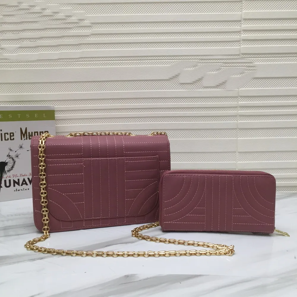 Borsa stile estivo Borsa a catena in argento moda donna Milano sfilata donna famosa Borsa a tracolla modello di taglia Borse da donna di alta qualità 2 foto / set Con portafogli