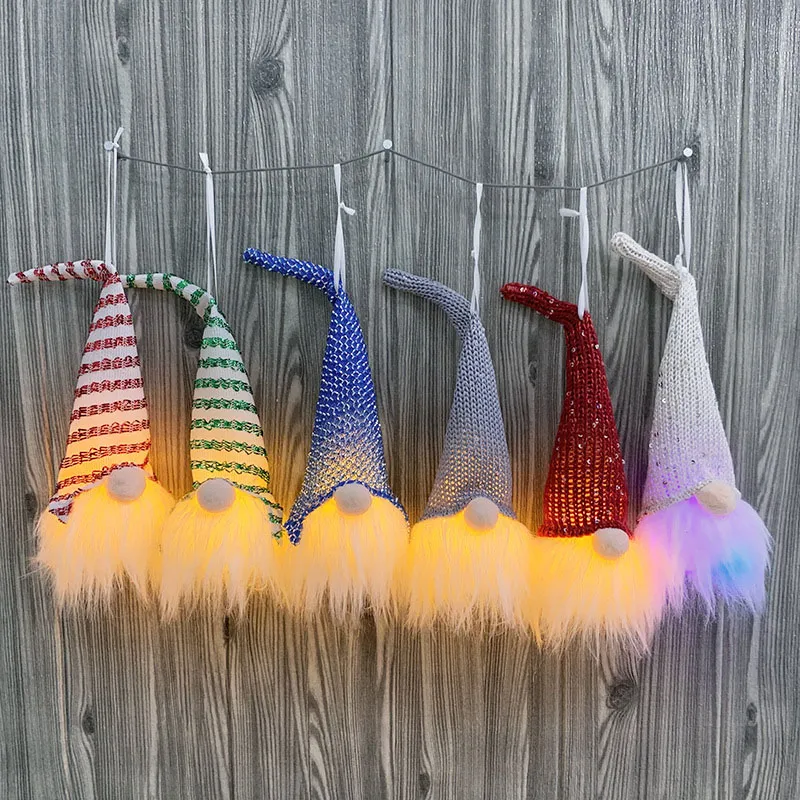 Nieuwe pluche kerstversiering kabouters familie cadeau scène lay-out met verlichting ornamenten voor boom thuis Nordic pluche elf pop ballen decoratie