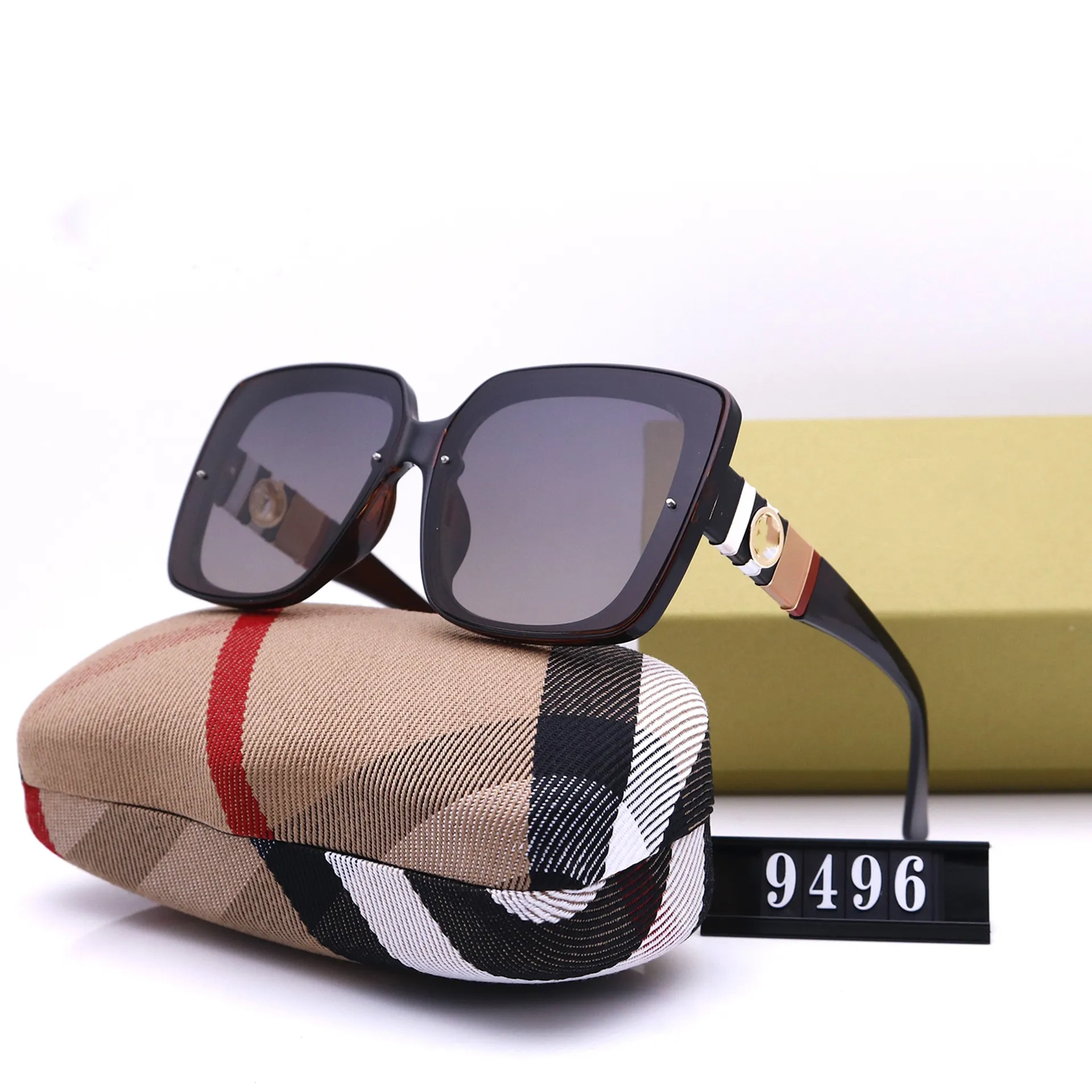 超人気新品 デザイナーサングラストップクオリティサングラスメンズメンズブランドカラーブラックスクエア眼鏡メンズ未来的なレトロな小メガネ 売り安い Www Dinamo Center Ru