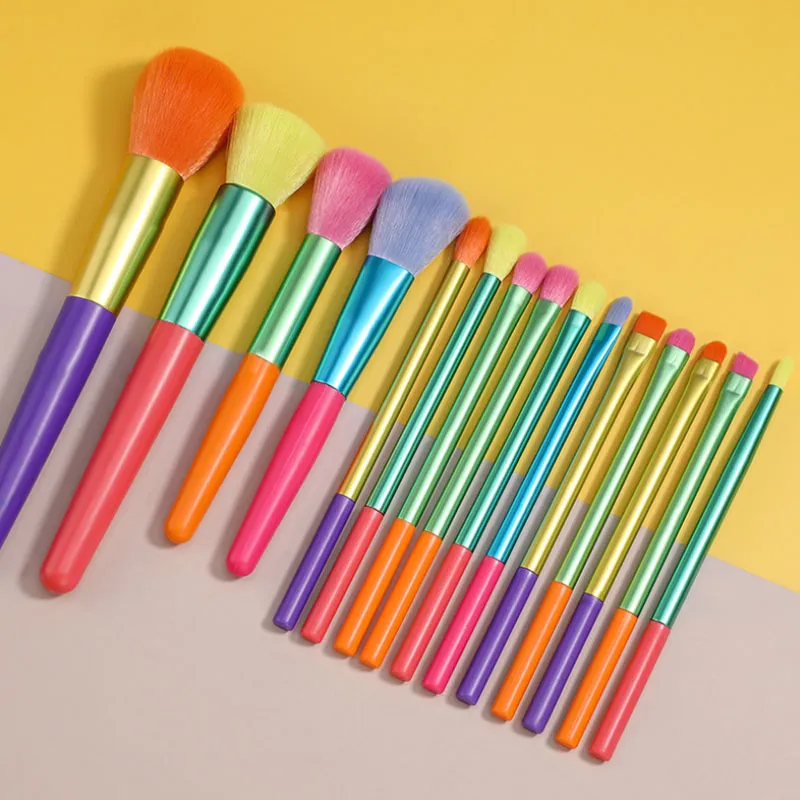 15pcs Rainbow Colorul Maquillaje de maquillaje Conjuntos de cepillo de belleza Cosmética Maquillaje Herramientas para la base líquida Contorno de la nariz