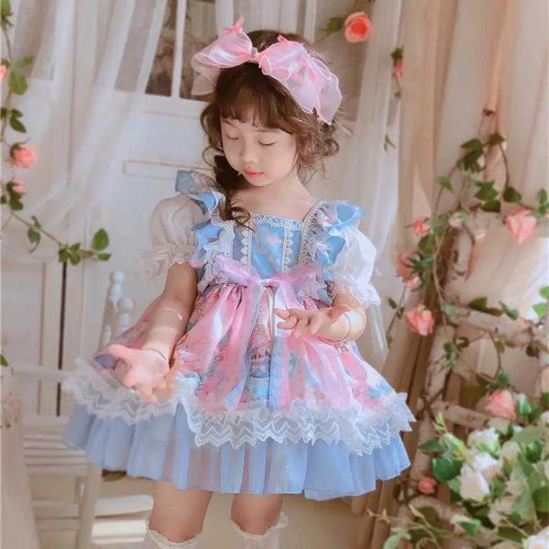 Espagnol Bébé Robes Toddler Girls Bouqitue Vêtements Cartoon Prints Infant Espagne Lolita Dress Enfants Anniversaire Baptême Robe De Bal 210615