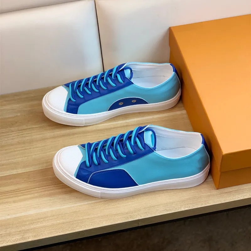 定価の31 Off ディスカウントイタリアクラシックlロゴデザイナーカジュアルシューズ男性女性4リーフクローバーエンボスパターン靴 ローカットレザーメンズ レディースショーのオリジナルボックスサイズ35 46 廃盤取寄約35日間 靴 付属品 カジュアルシューズ Watch