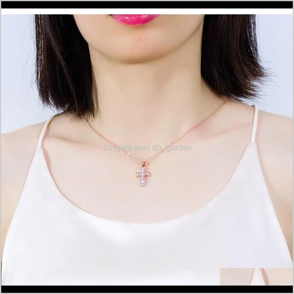 Cyue European and American trend all-match pendant copper plated rose gold Jesus cross diamond necklace For Women