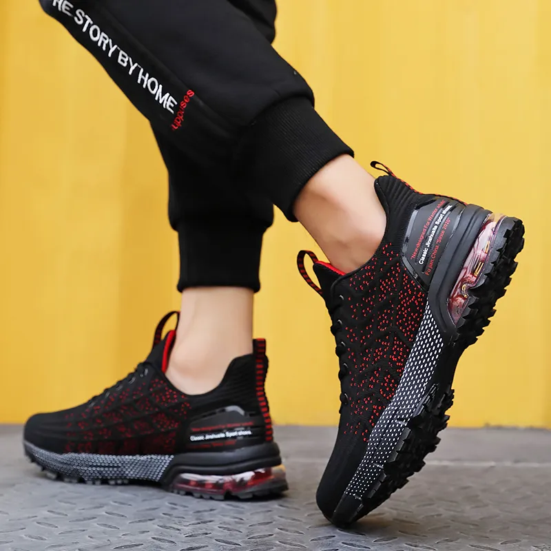 2021 Ankomst Toppkvalitet Sport Running Skor Män Knit Bekväma andningsbara Utomhus Trainer Sneakers Storlek 40-45 Y-8809