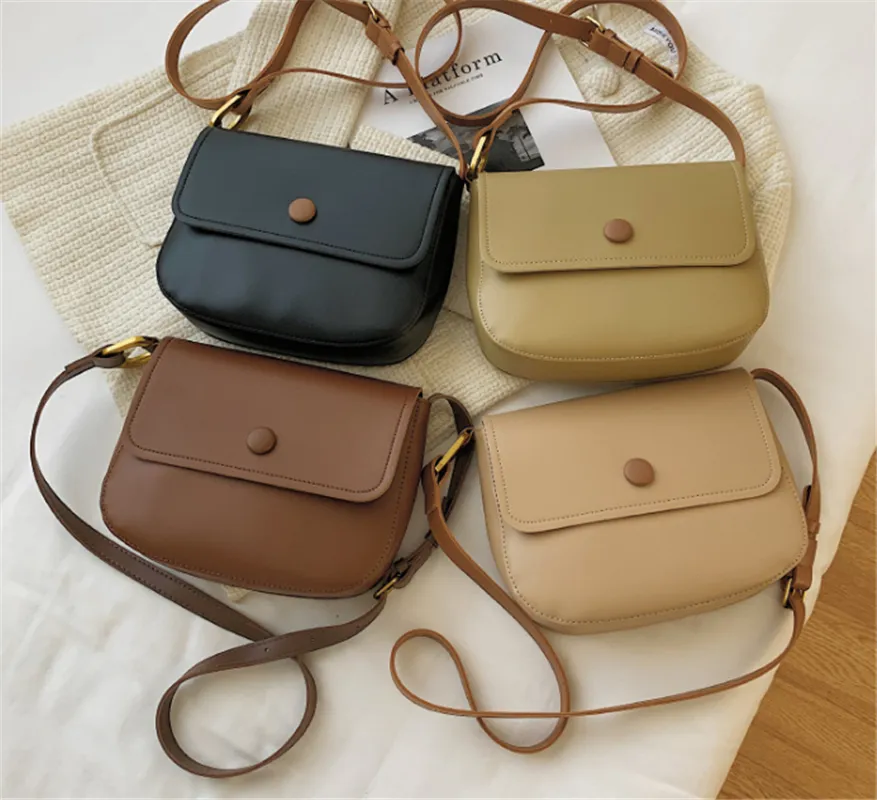 Handbag purse Women's bag autumn and winter New Retro small square Handbags simple single Shoulder Messenger Bags