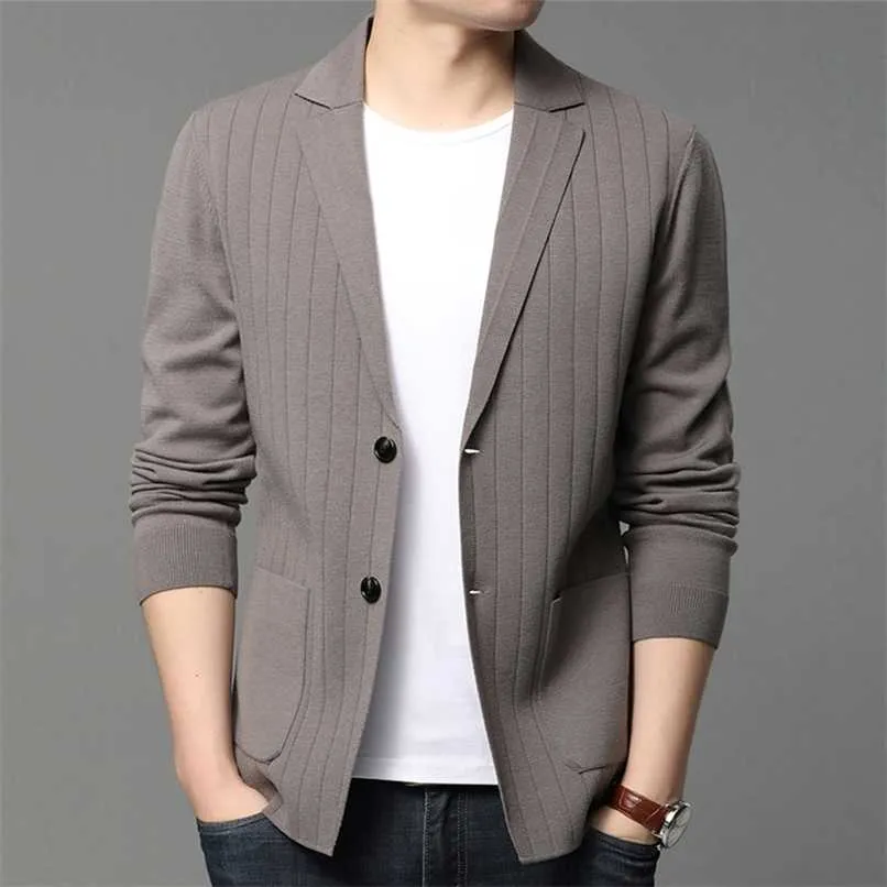 Costume Hommes Manteau Tricoté Casual Mode Stripe Cardigan Veste Coréen Solid Blazer Outwear Homme Vêtements Casaco Masculino 211221