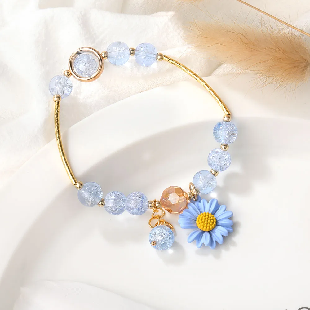 Mode Sweet Crystal Pärlor Strand Armband för Kvinnor Flickor Justerbar Storlek Färgglada Daisy Pendant Armband Smycken Present