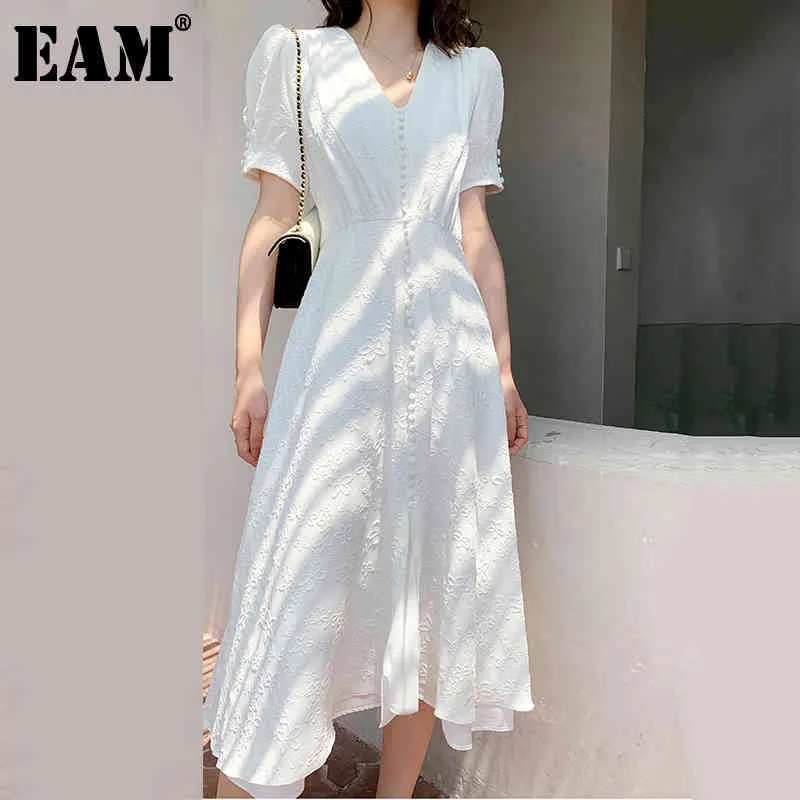 [EAM] Femmes Blanc Élégant Irrégulière Longue Robe Col En V Manches Courtes Coupe Ample Mode Printemps Été 1W513 210512