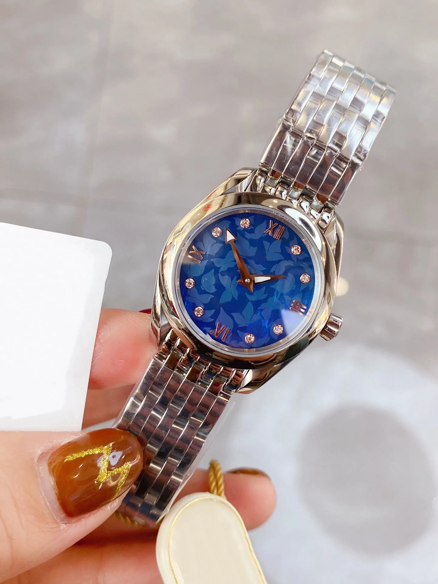 New women's Quartz watch Fashion ladies blue butterfly watches Casual stainless steel roman number Clock 28mm high quality