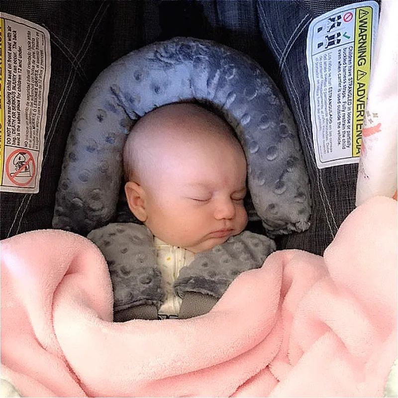 Babybilsäkerhet Mjukt sovhuvudstöd Kudde med matchande säkerhetsbälte COVERS Baby Carseat Neck Protection Neadrest 2494 Q2