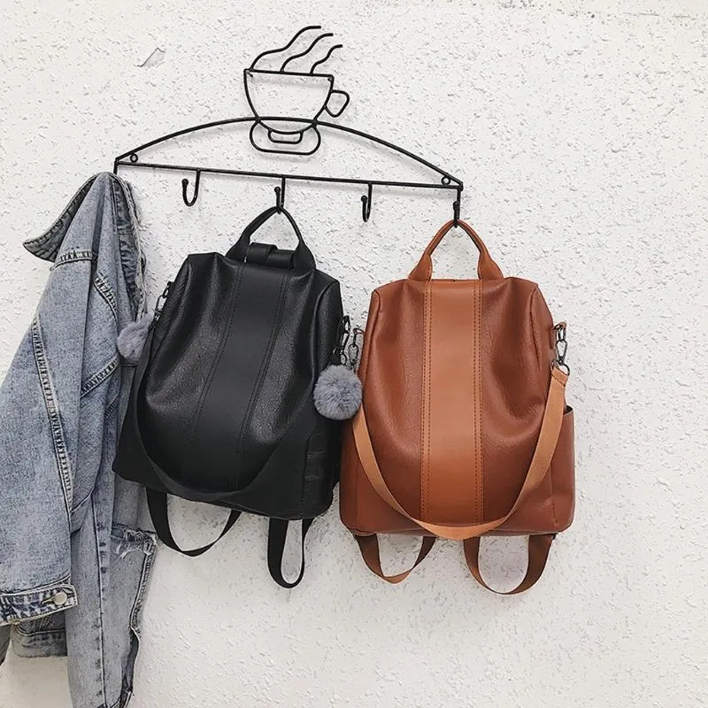 Outdoor-Taschen 2021 Große Kapazität Einfacher Stil Casual Mochila Reise Frauen Anti-Diebstahl-Rucksack Wasserdichtes Gewebe Weibliche Umhängetasche