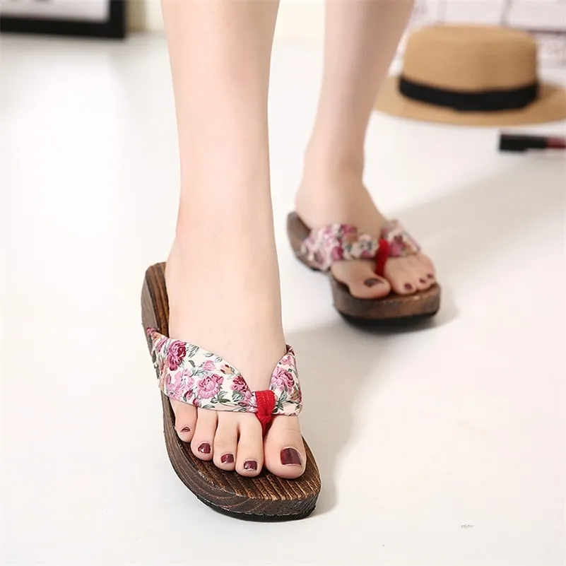 Kvinnors japanska flip flops geta anime cosplay kostymer sandaler sommarsandaler kvinnor träskor clogs utomhus tofflor 210705