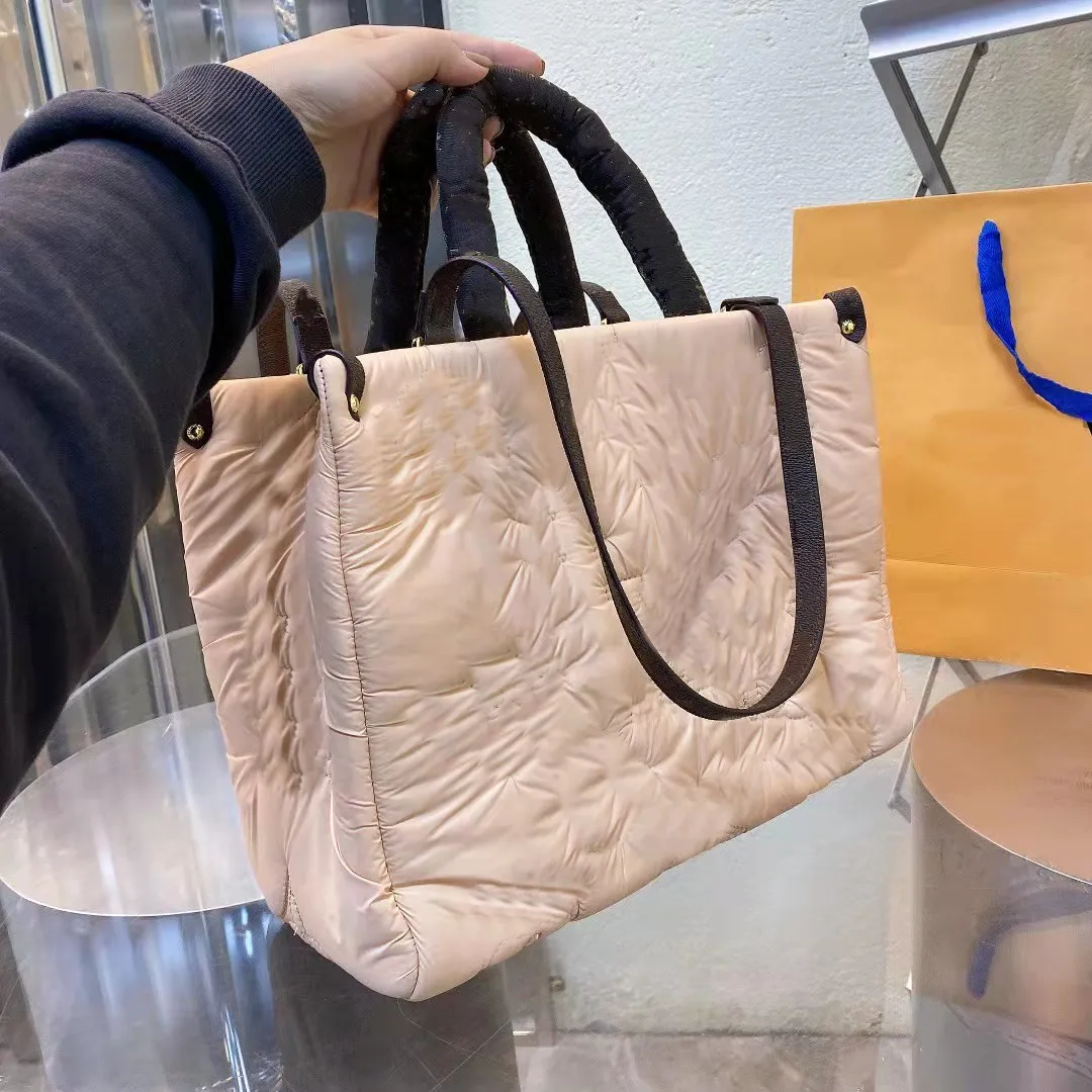 Designer Old Flower Puffer Tote For Women Fashionable Single Designer Old Flower Puffer Tote For Women Fashionable Single