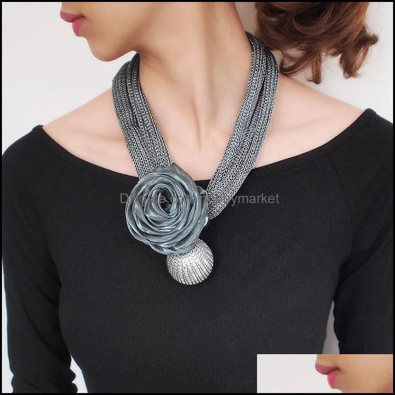 MANILAI Big Imitation Pearl Pendant Necklaces Rose Flower Thick Rope Adjustable Statement Chokers Necklaces Women Jewelry 210323