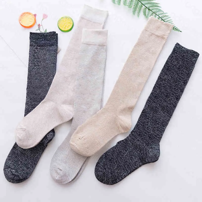 Womens socks Wholesale long stockings italy style fashion Sock Letter Breathable Cotton causal Random color