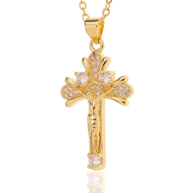 Hängsmycke Halsband Andshiny Cross Necklace för kvinnor Män Katolska Religiösa Mönster Smycken Zircon Charms Jesus Believer