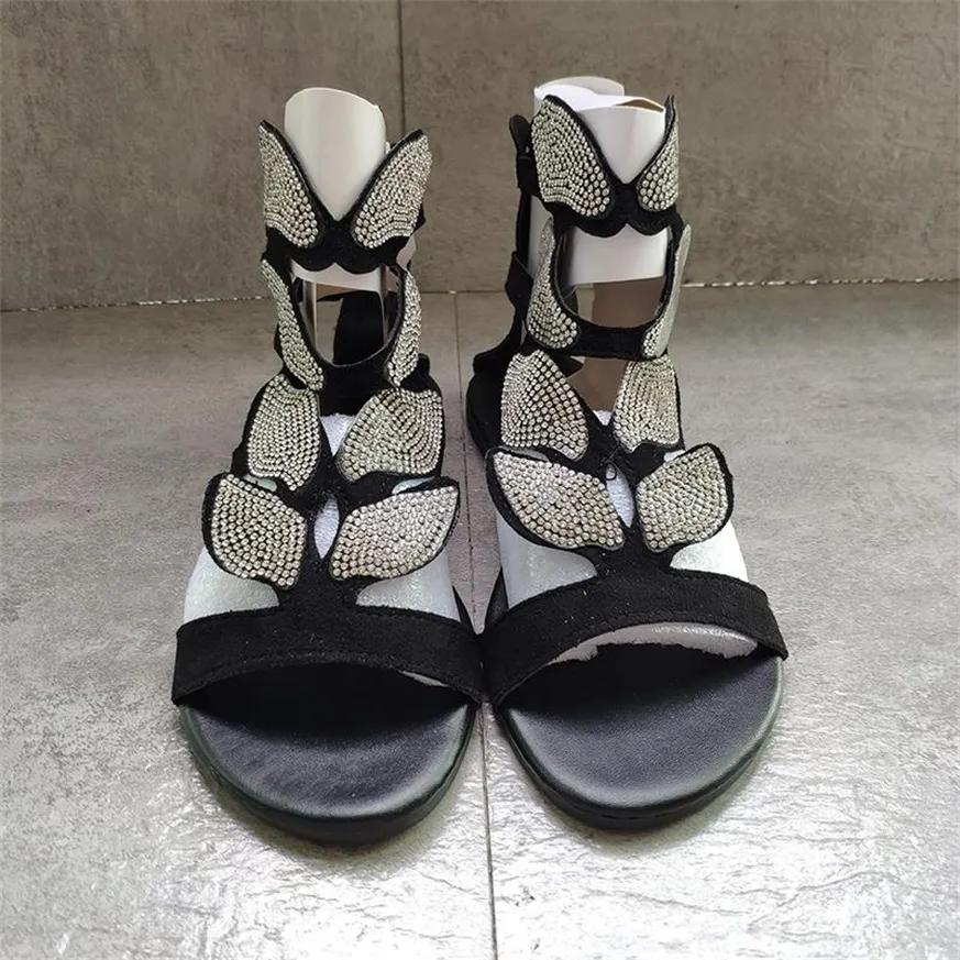 2021 designer mulheres sandálias moda chinelo plana verão borboleta com strass ao ar livre sapatos casuais praia flip flops 35-43 W56