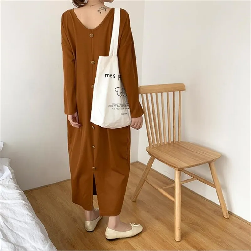 Qooth Casual T shirt Dress Women Shirt Dress Autumn Loose Long-Sleeved Split Female Back button Maxi Dress QT159 210518