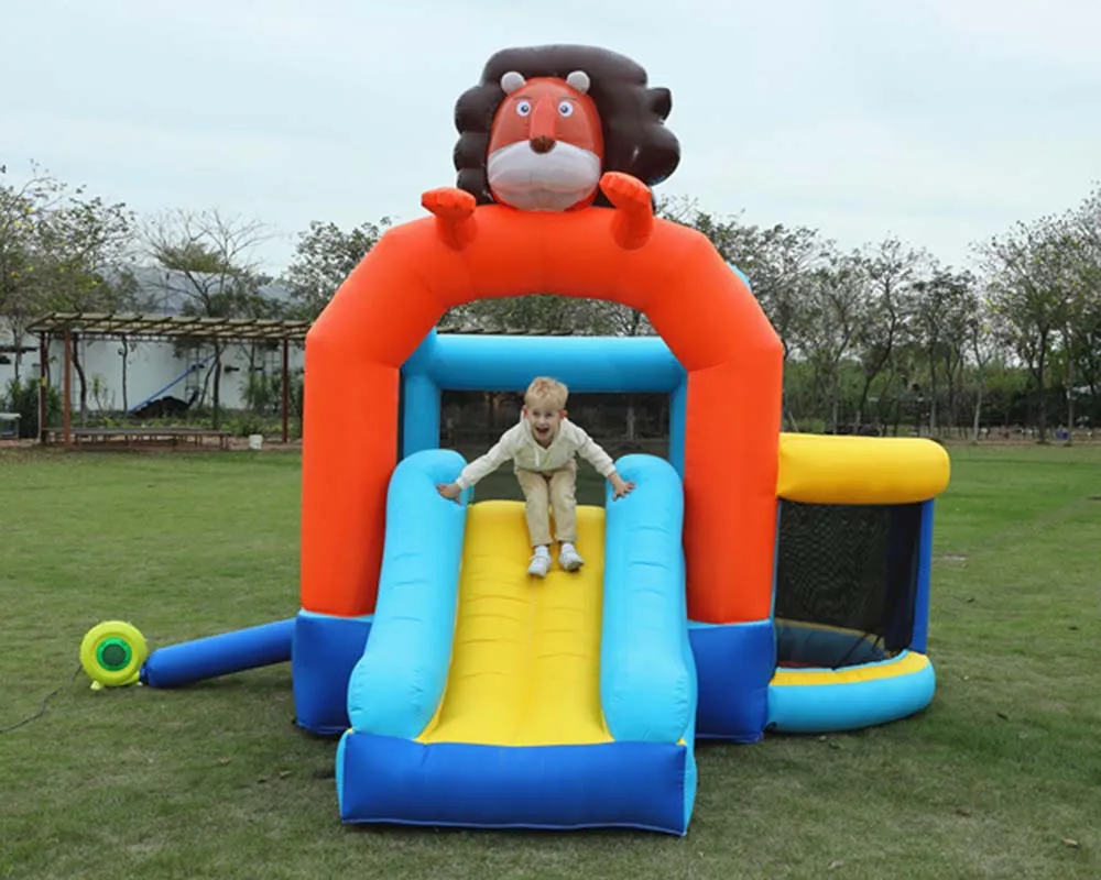 Fabrikspris Air Party Bounce House Baby Slide Bouncy Uppblåsbara Slottskytten med Lion för barn från Kina