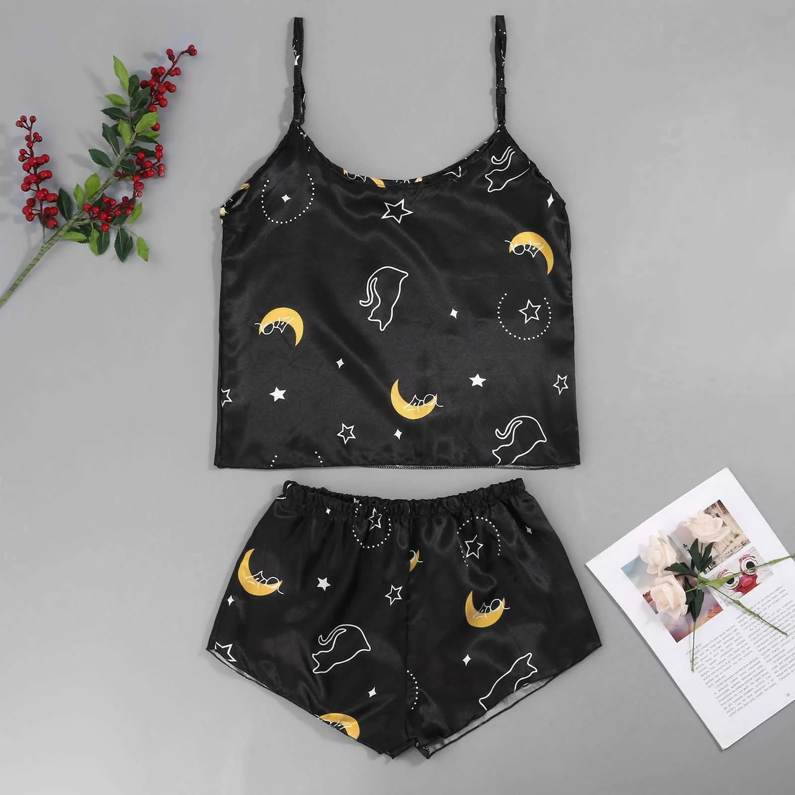 Simple And Cute Summer Lace Sling Sleep Shorts Pajama Set For