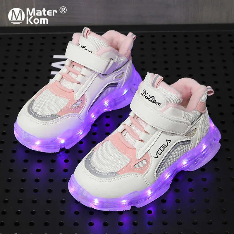 Taille 26-36 Filles Chaud Résistant À L'usure Casual Baskets Lumineuses Garçons Crochet Boucle Antidérapant Rougeoyant Baskets Enfants Led Lumière Chaussures 211022