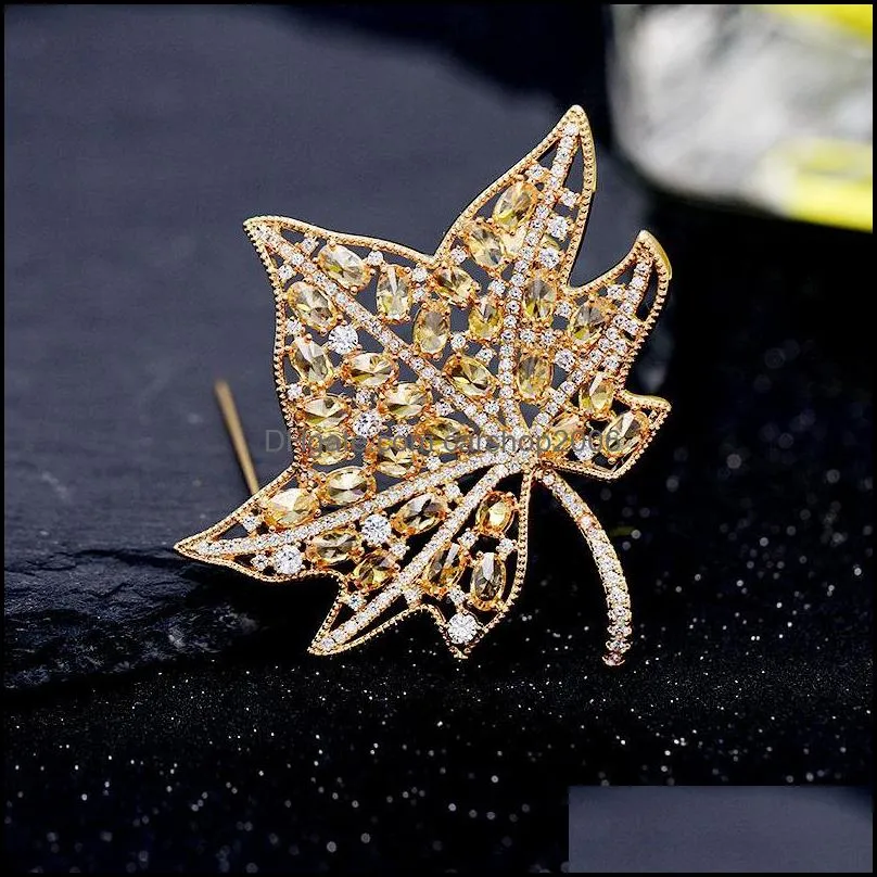 Pins, Brooches SWOUR Fashion Jewelry Zircon CZ Crystal Design Top Quality Apparel Suit Brooch Pin Collar For Women S535