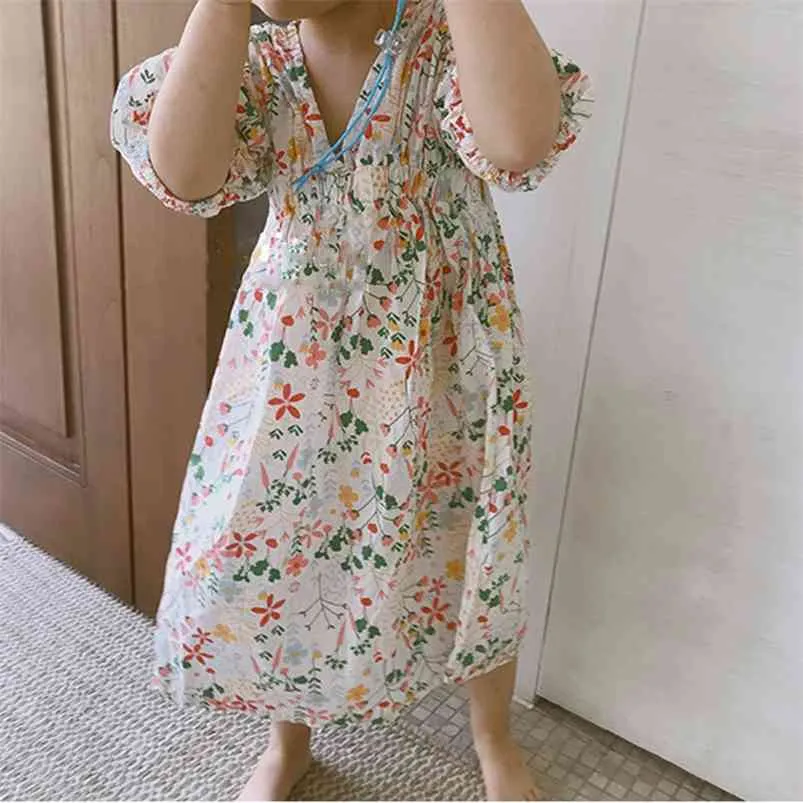 Летние девушки платье японский и корейский стиль сладкий пастырский V-образным вырезом цветочные детские детские одежда детская одежда 210625