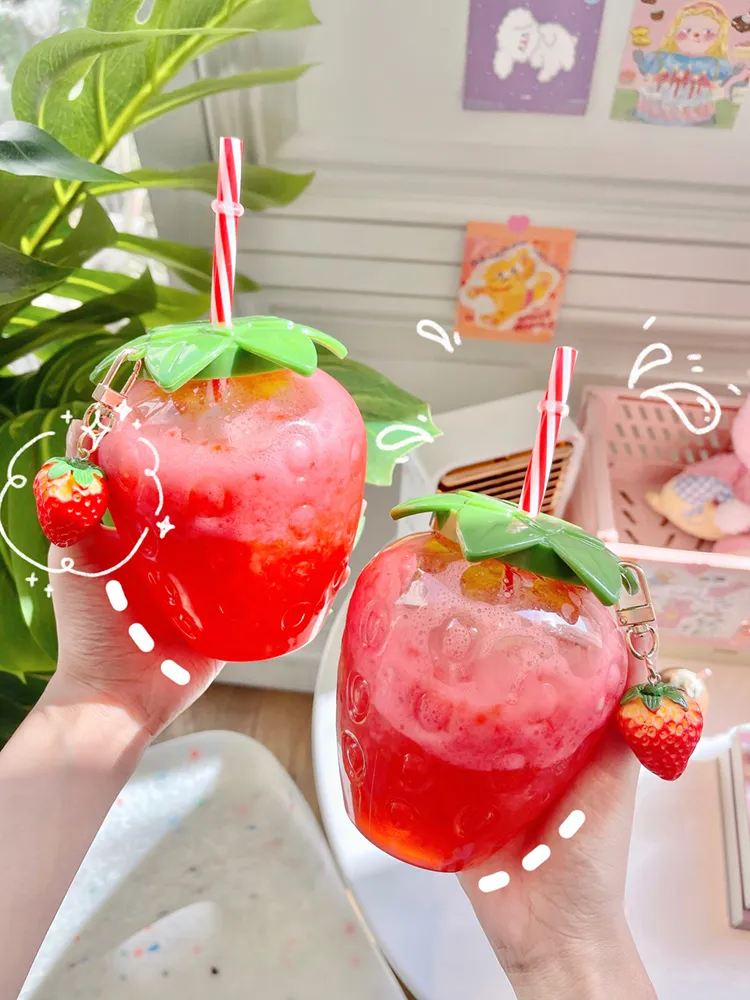 Strawberries Water Bottles Plastic Lovely Girl Milk Student Portable Water Cup Summer Bottle with Straw