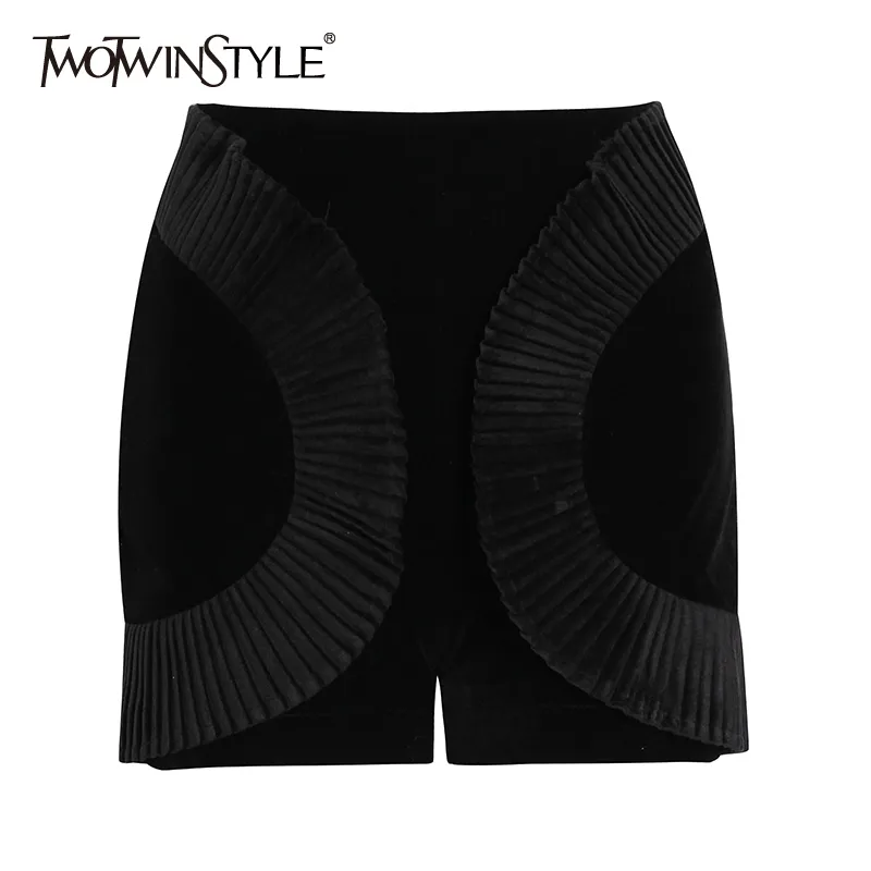 TWOTWINSTYLE Pantaloncini in velluto nero per donna a vita alta con cerniera increspato gamba larga corta abbigliamento femminile alla moda 210517