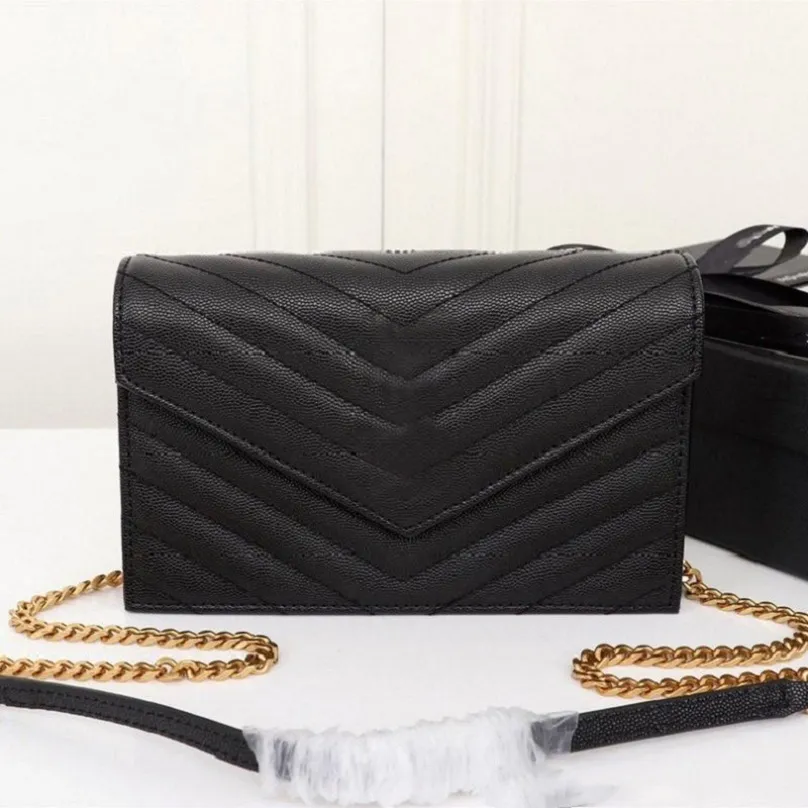 High quality classic leather women's handbag Fashionable handbag