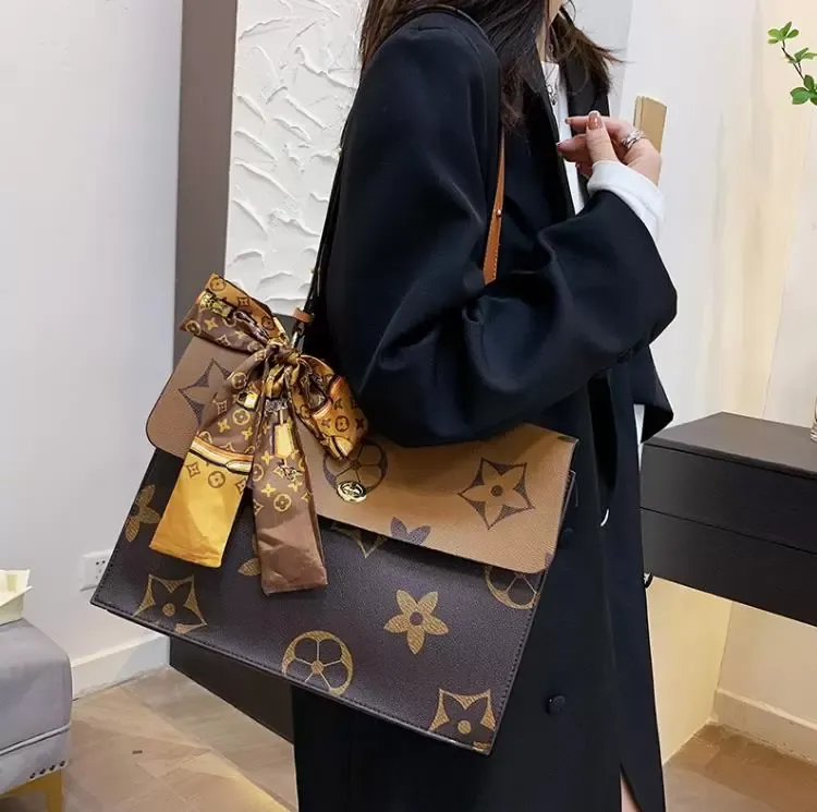 Fashion PU Single Shoulder Bag Large Capacity Personalized Pattern Totes Retro Texture Handbag Female Bags