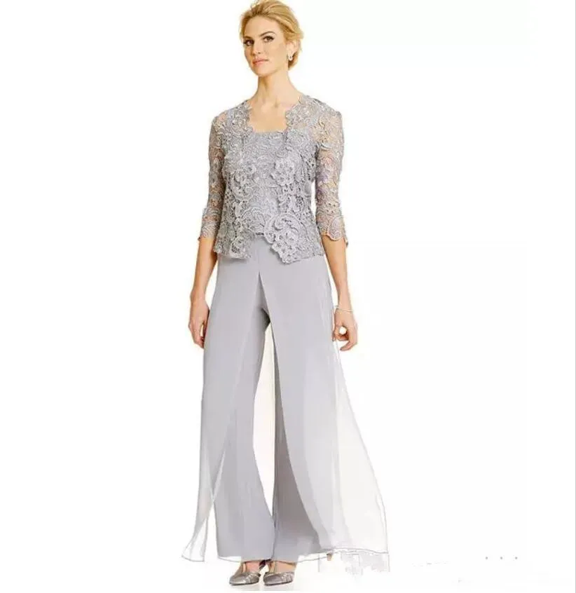 Mamma della online sposa in pantaloni