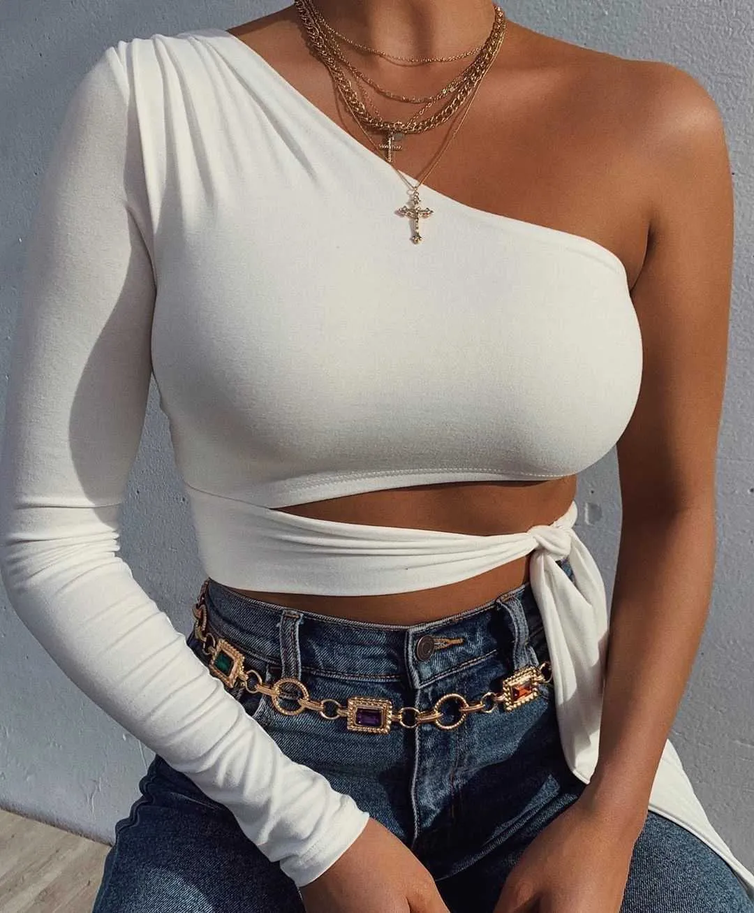 Seksowne Solidne koszulki na ramię Kobiety z długim rękawem Crop Moda 2020 Nowy Lato Wycięcie Lace-Up Backless T-shirt Streetwear Y0621